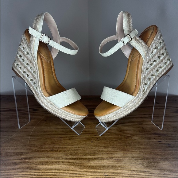 Kelly & Katie glimmer espadrille wedges - Picture 5 of 8